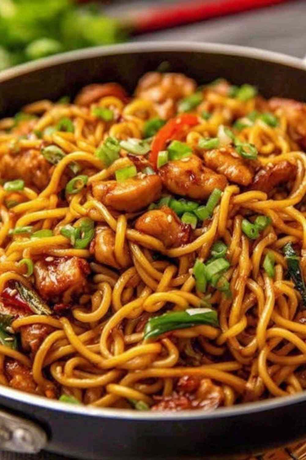 Sticky Garlic Chicken Noodles